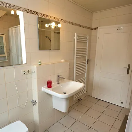 Haxloh 7 Apartment Fintel